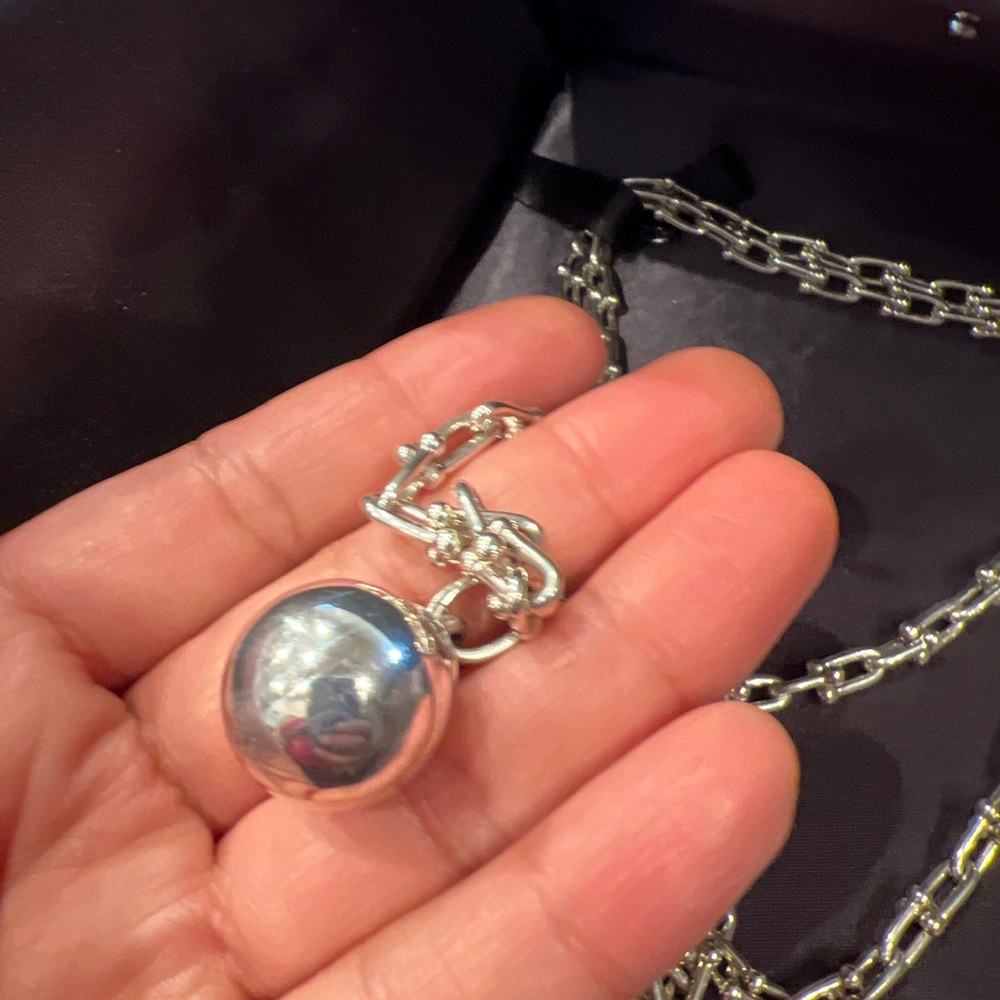 Tiffany & co necklace small wrap necklace